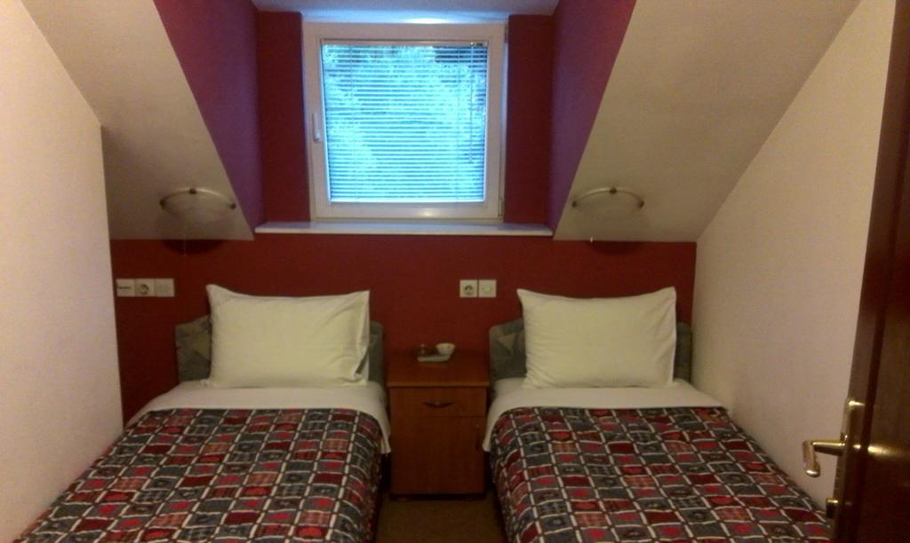 Private Accommodation Lidija Rakocevic Kolasin Bilik gambar